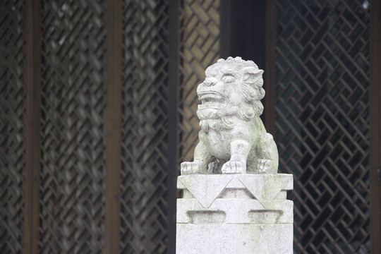石獅子