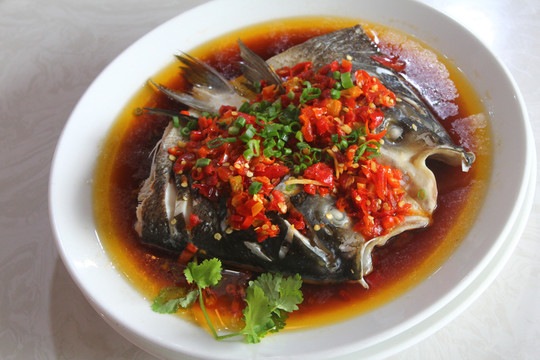 剁椒魚頭