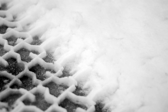 雪地里的鐵軌