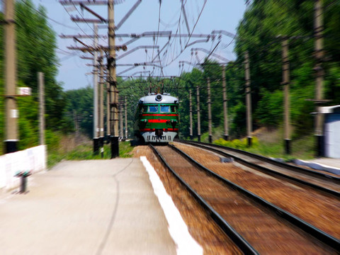 火車到達