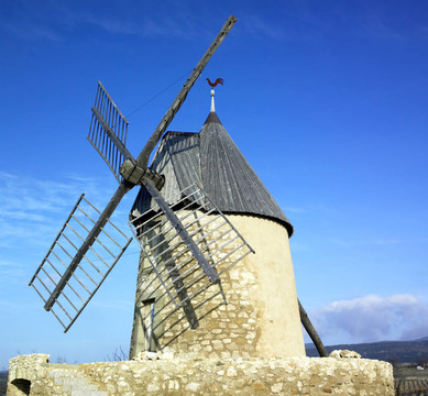 風(fēng)車；Villeneuve Minervois；法國