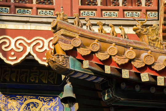 屋頂?shù)娜宋镉汉蛯m佛教寺廟北京中國