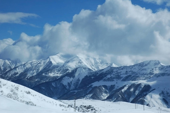 山在冬季