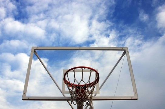 籃球架
