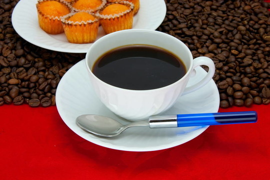咖啡杯和谷物