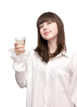 頭發(fā)的酒杯