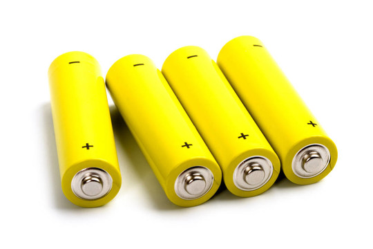 四黃堿性電池