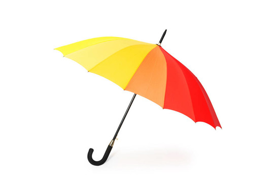 白色背景上的彩色雨傘