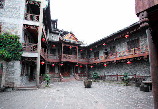 在中國的庭院，在鳳凰古城的房子