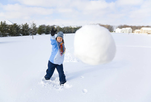 打雪仗