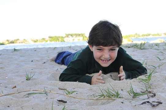 男孩在Beach