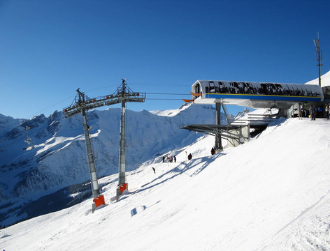 滑雪坡
