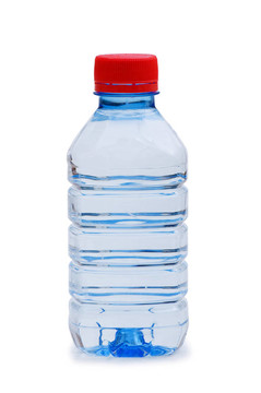 白色的一瓶水