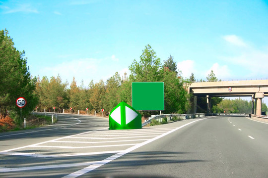 公路和廣告牌
