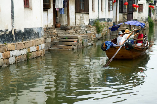 在中國(guó)水鎮(zhèn)