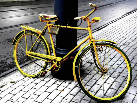 黃色的自行車