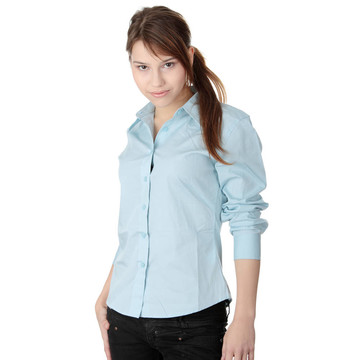 年輕的商業(yè)女性或?qū)W生