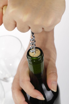 酒瓶和開瓶器