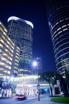 休斯敦的藍(lán)色夜晚城市燈光與建筑