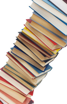 白色背景下的書籍堆疊