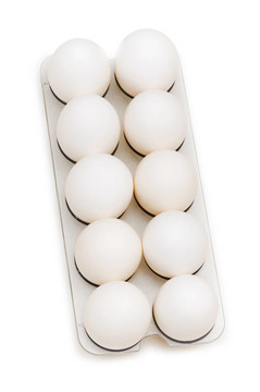 白色背景上分离的卵群