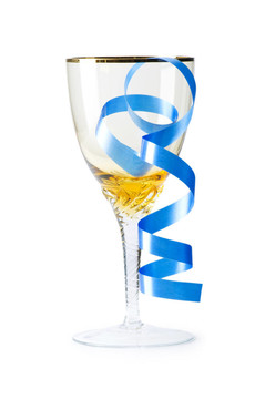 白水流光的酒杯
