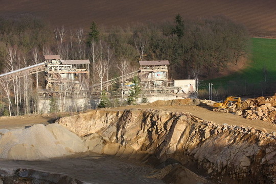 挖掘塔