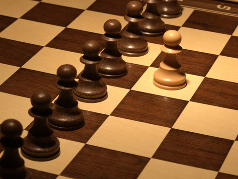 國際象棋-黑墻防御