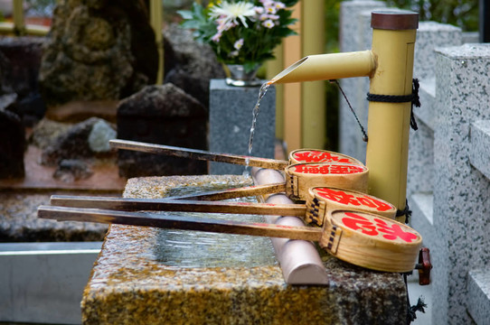 鋼包在寺