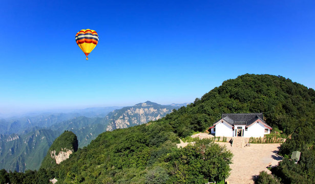 云臺(tái)山風(fēng)景區(qū)；世界地質(zhì)公園