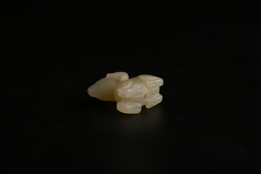 白玉 遼宋糖玉臥羊