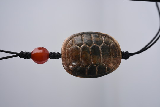 玉墜 西周龜背