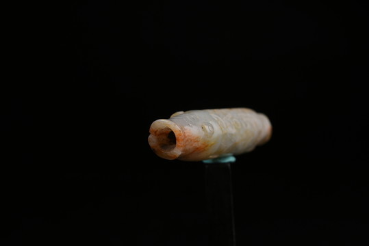玉器 戰(zhàn)國白玉魚形勒子