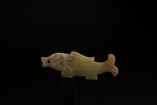 玉器 商代玉魚