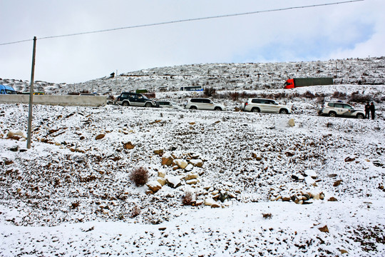 雪山公路