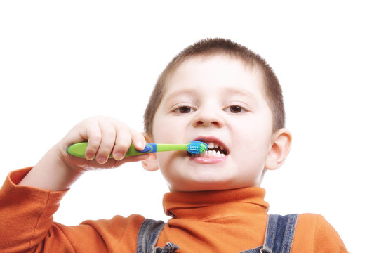 孩子刷牙