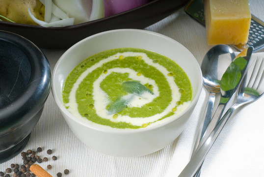 菠菜湯