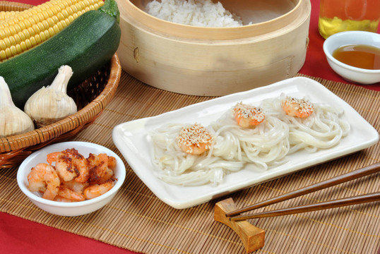 亞洲風(fēng)味烤蝦有機(jī)面