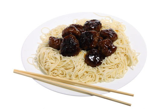 糖醋肉丸子和筷子