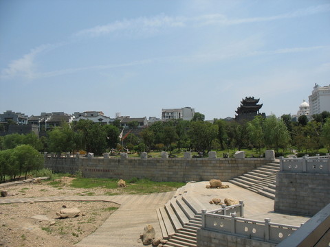 洞庭堤岸