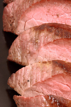 烤嫩牛肉