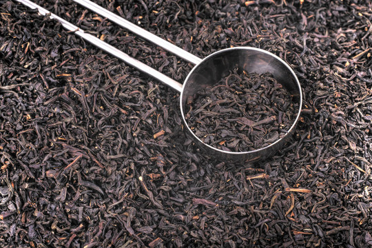 勺和干茶葉