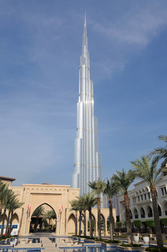 在世界上最高的摩天大樓——Burj Khalifa；阿聯(lián)酋迪拜