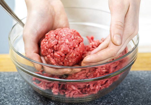 絞碎牛肉