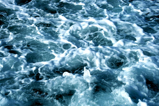 肥皂水的波浪