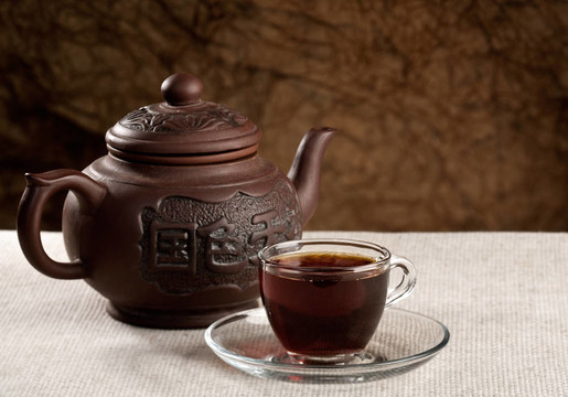 下午茶時間。餐桌上的美食