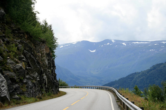 山路