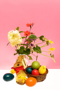 靜物與復(fù)活節(jié)彩蛋和Flowers