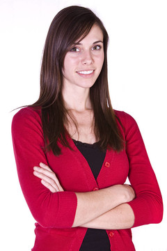 可愛(ài)的女人交叉雙臂