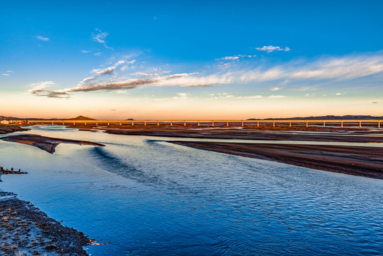 沱沱河大橋